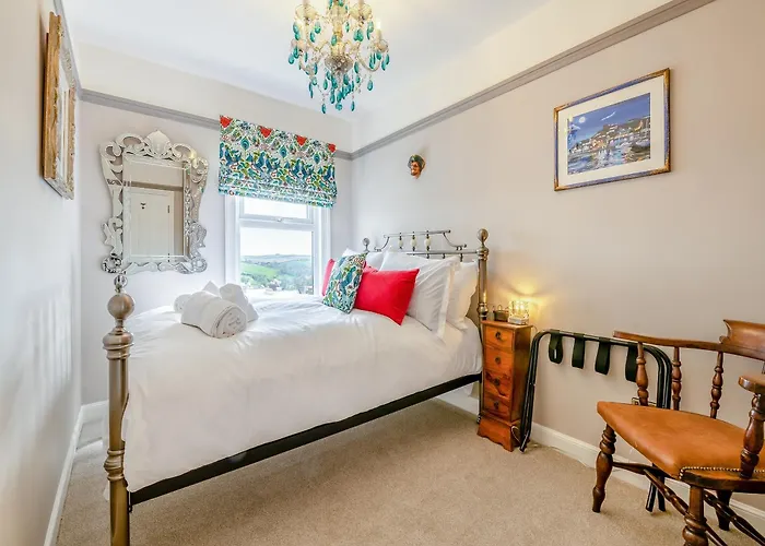 The Pirate's Palace * Whitby