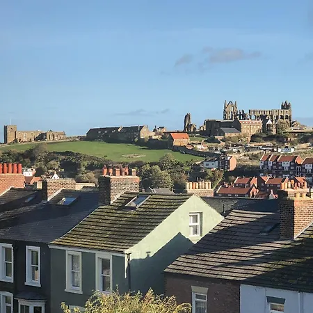 The Pirates Palace Holiday home Whitby